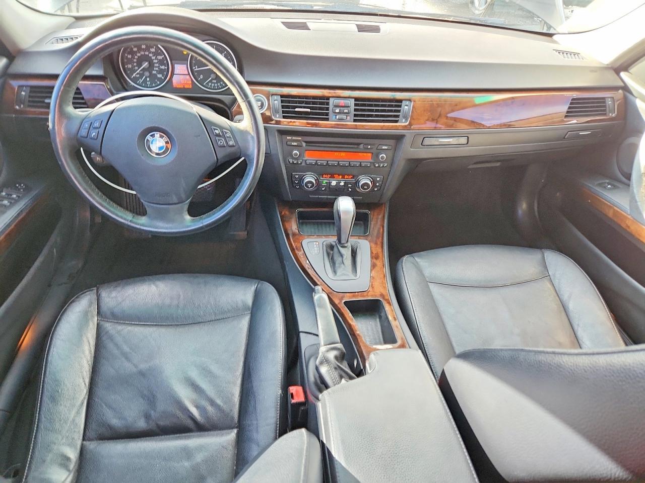 2011 BMW 3 SERIES