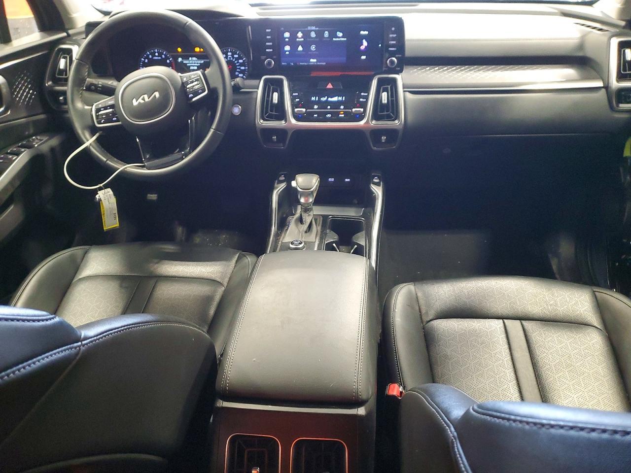 2022 KIA SORENTO
