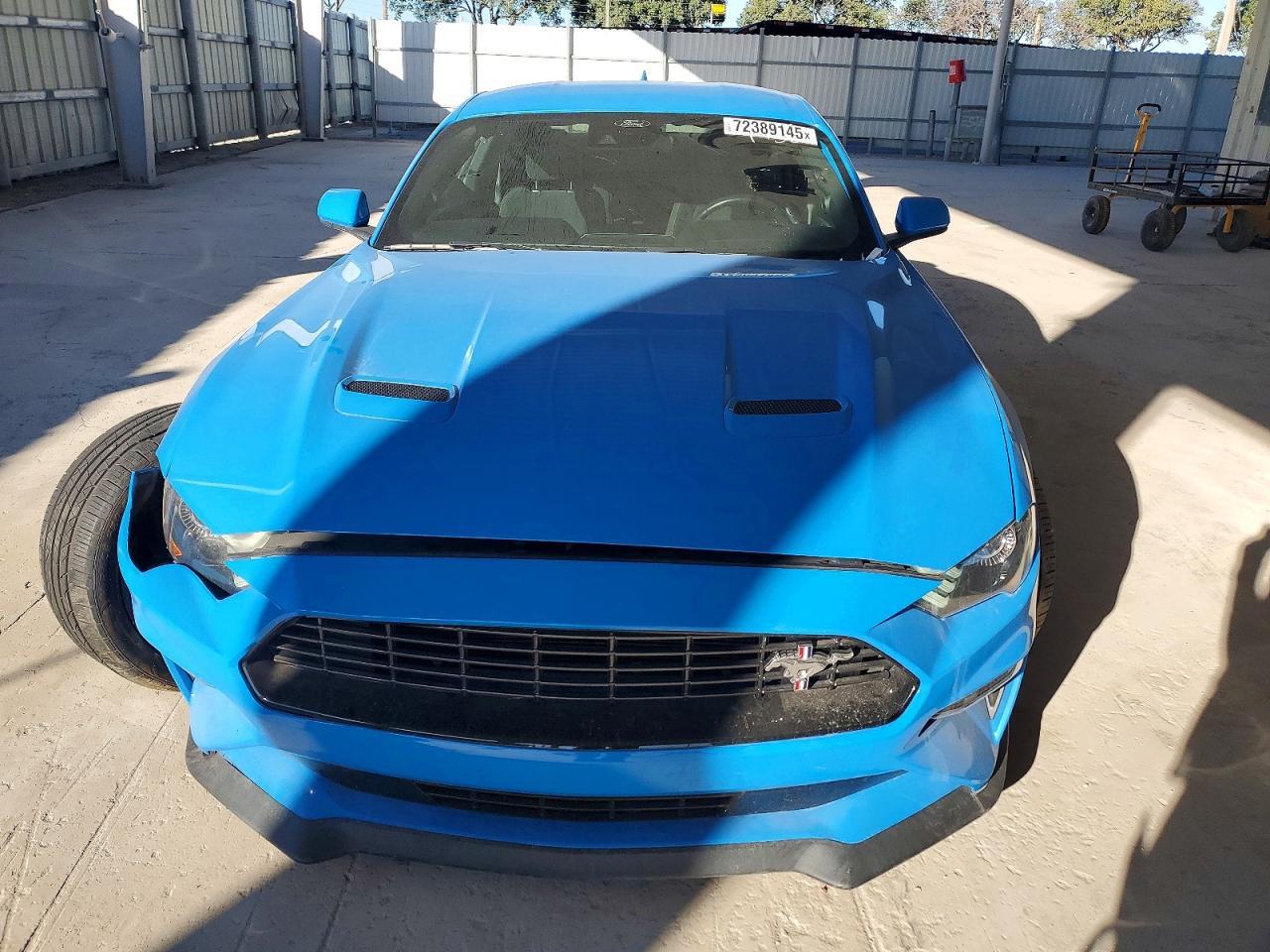 2022 FORD MUSTANG