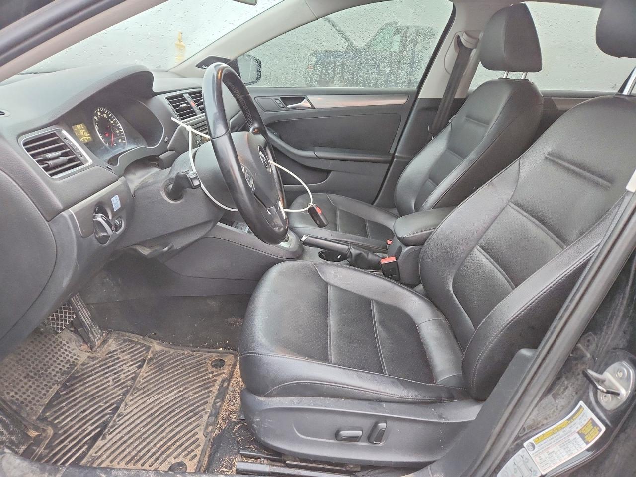 2013 VOLKSWAGEN JETTA