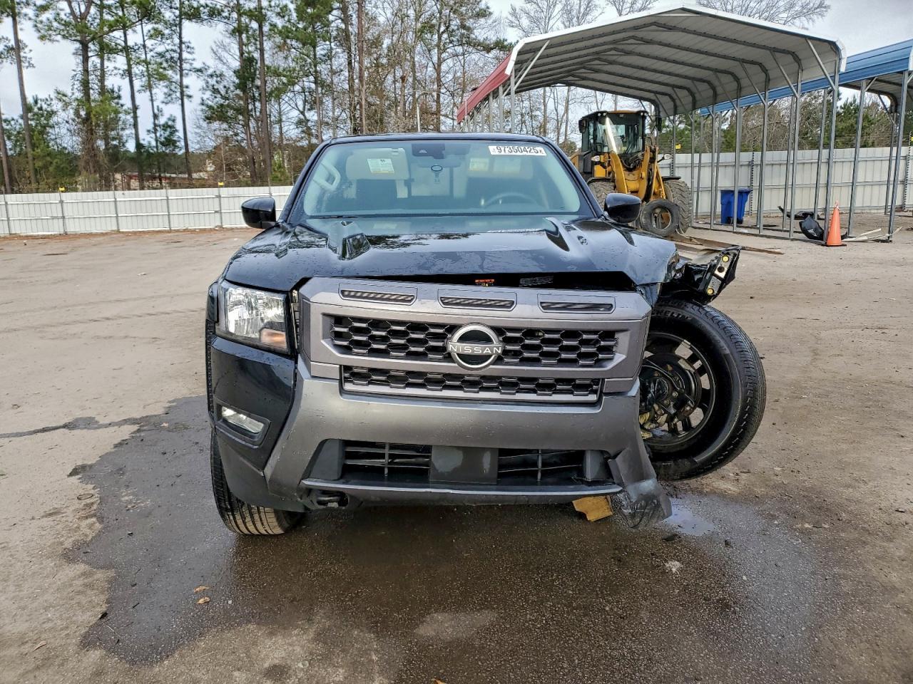 2025 NISSAN Frontier