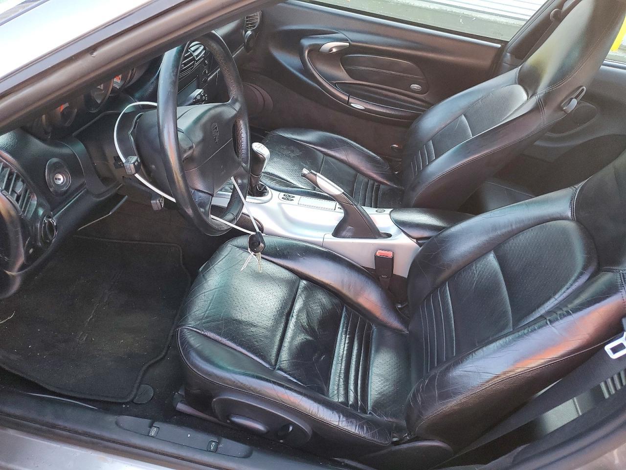 2001 PORSCHE 911