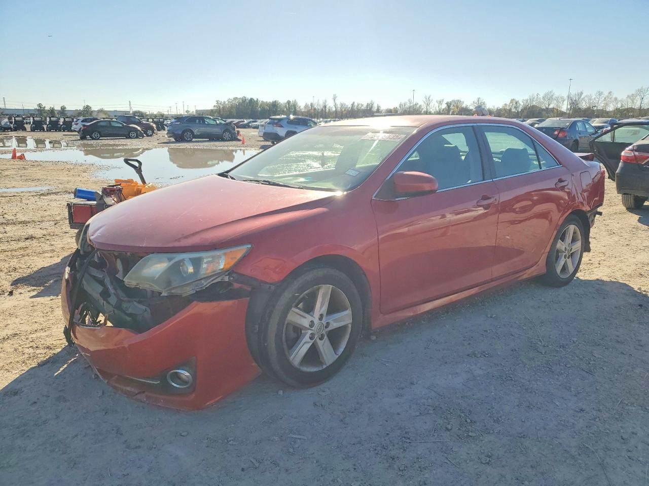 2014 TOYOTA CAMRY