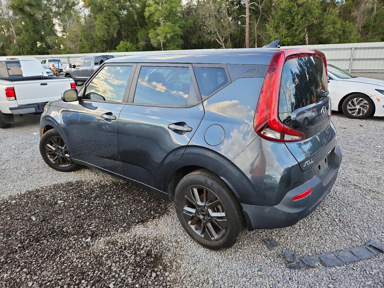 2021 KIA SOUL