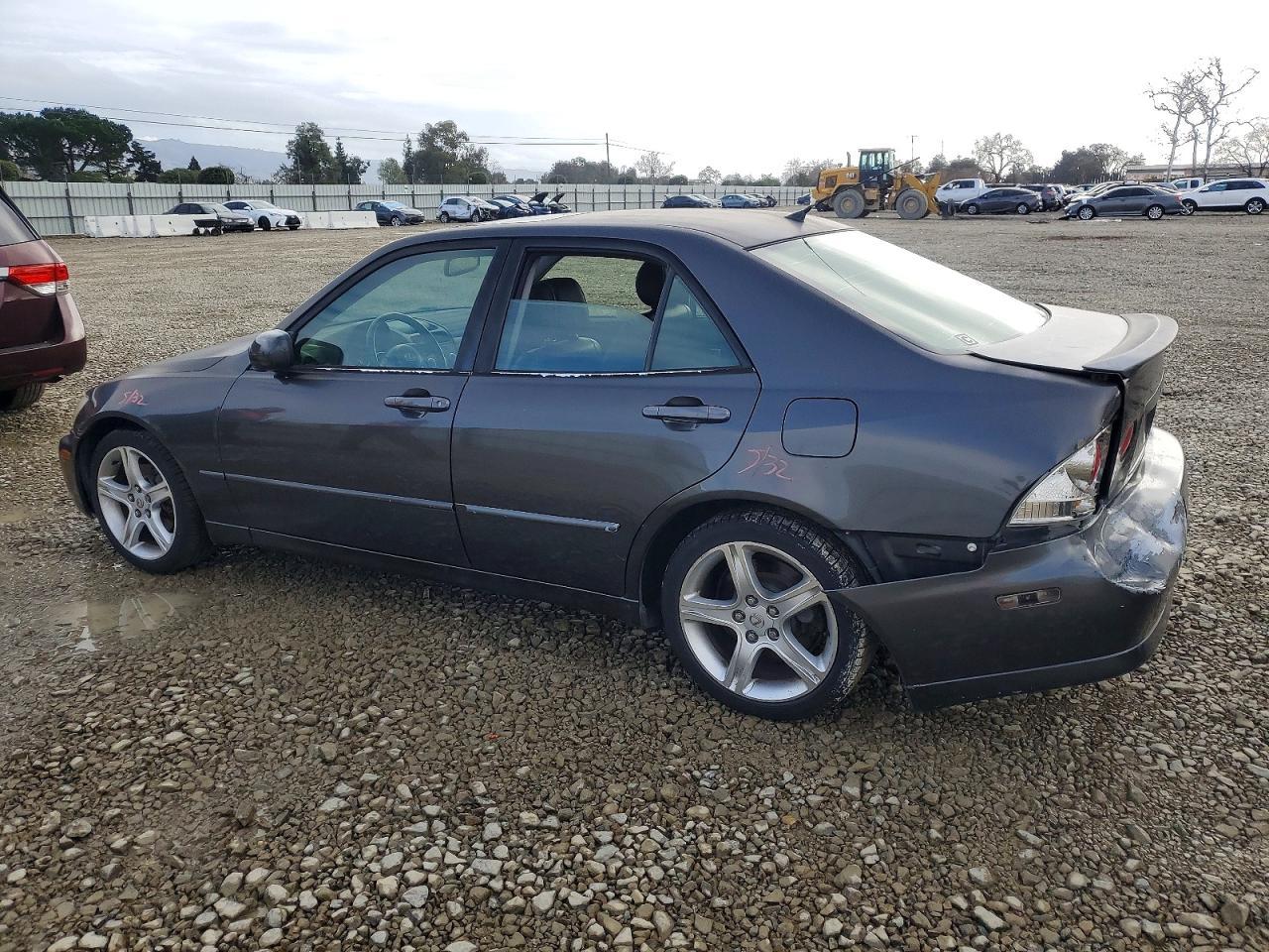 2005 LEXUS IS 300