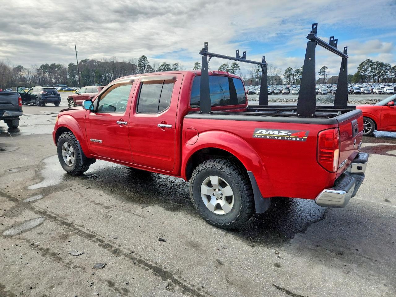 2011 SUZUKI Equator