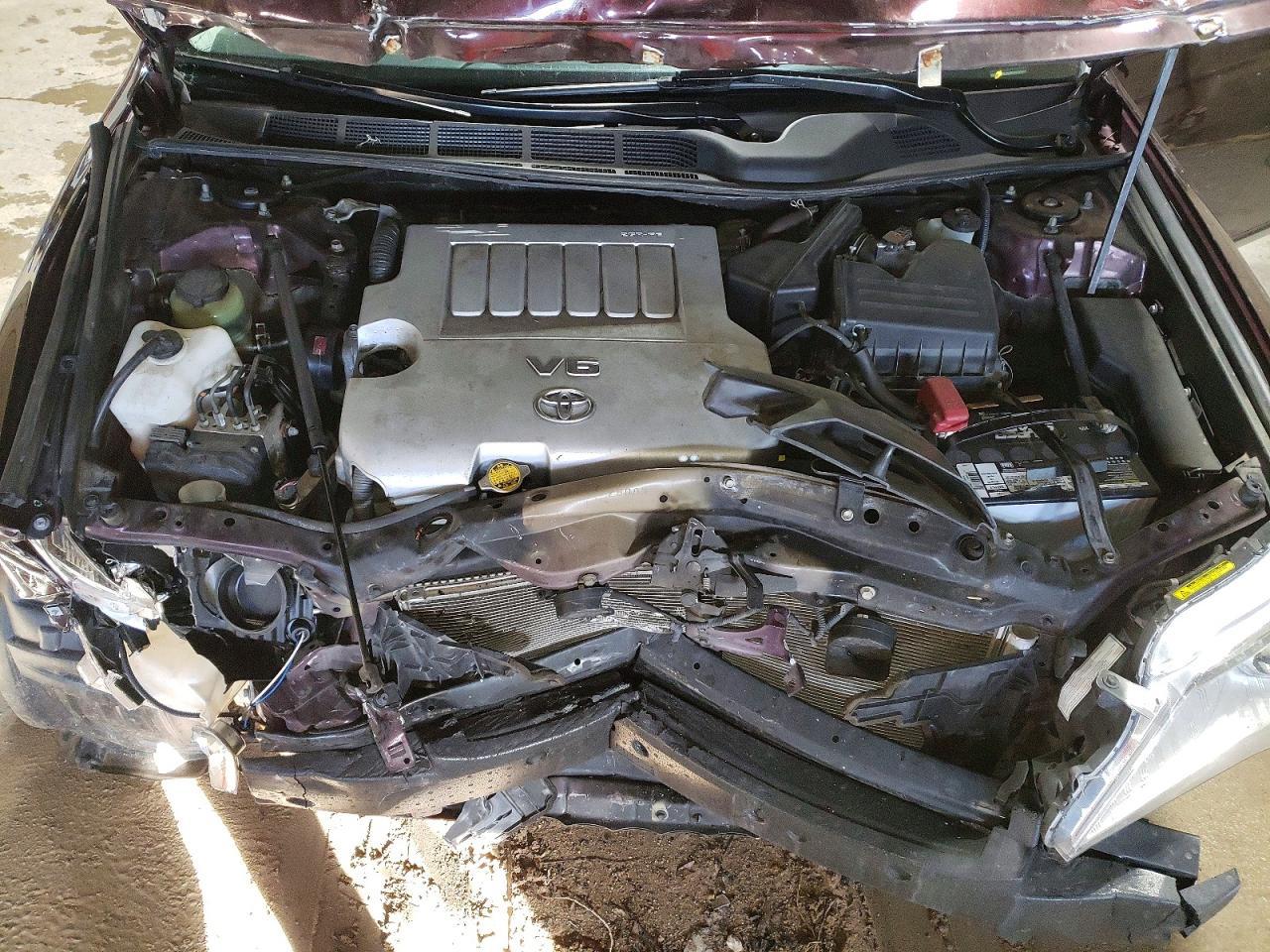 2011 TOYOTA Avalon