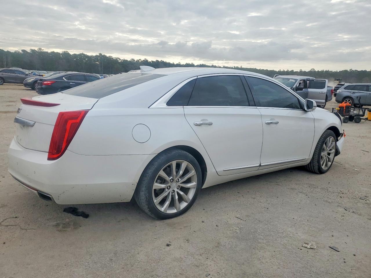 2016 CADILLAC XTS