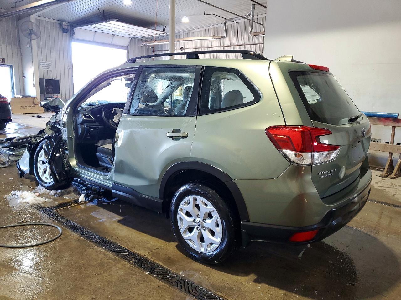 2021 SUBARU FORESTER