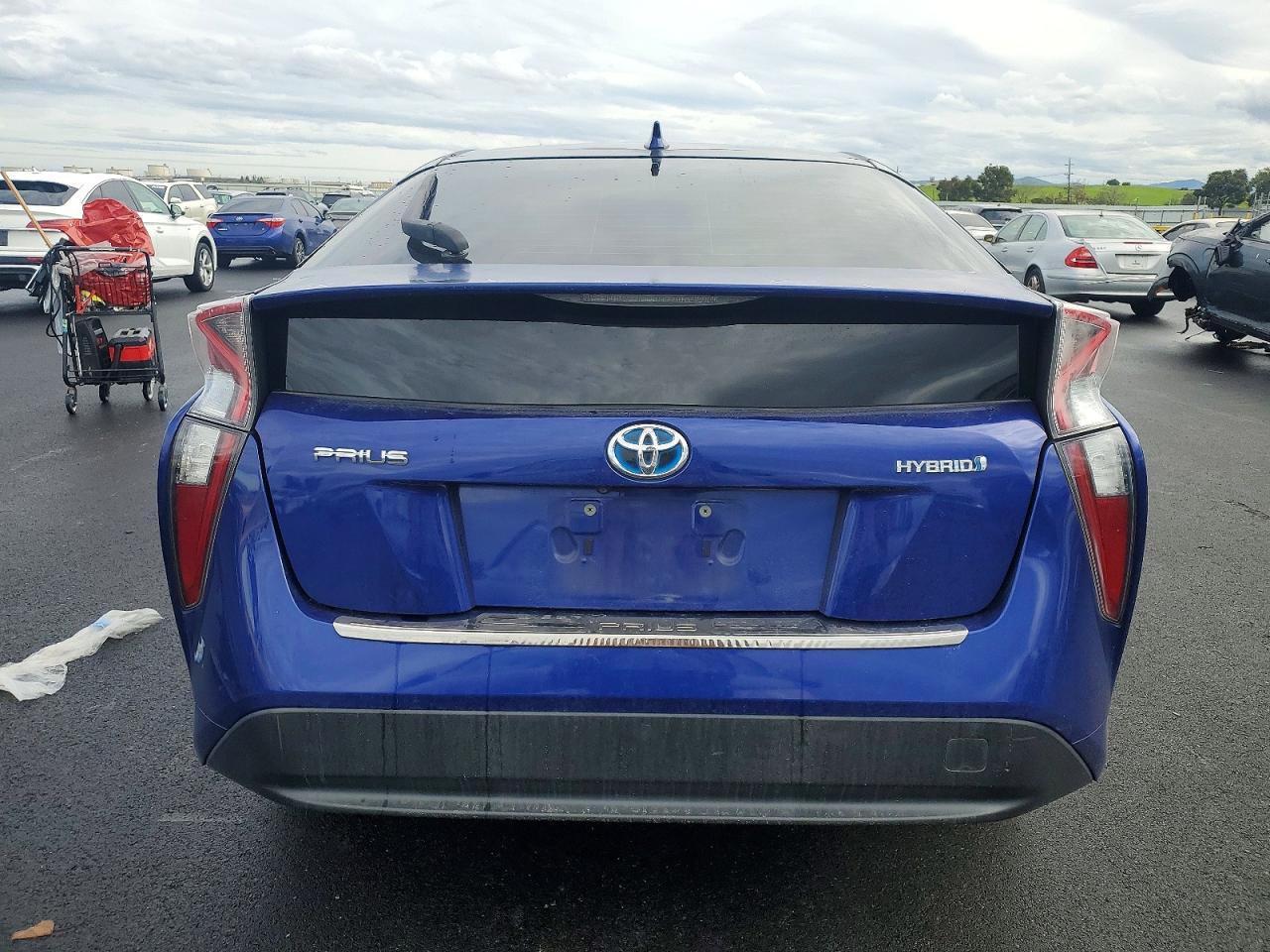 2017 TOYOTA PRIUS