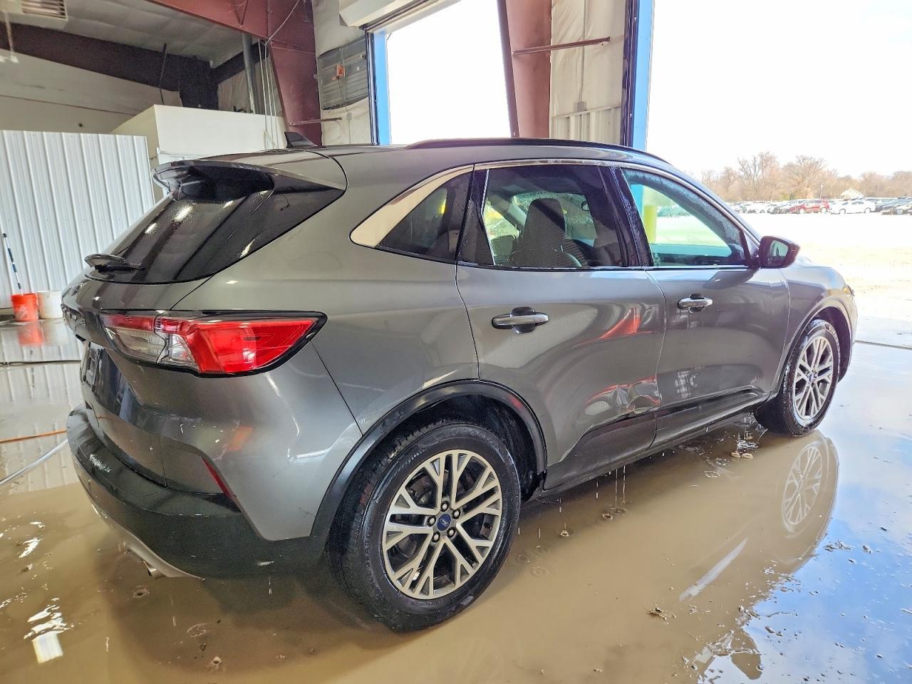 2021 FORD ESCAPE