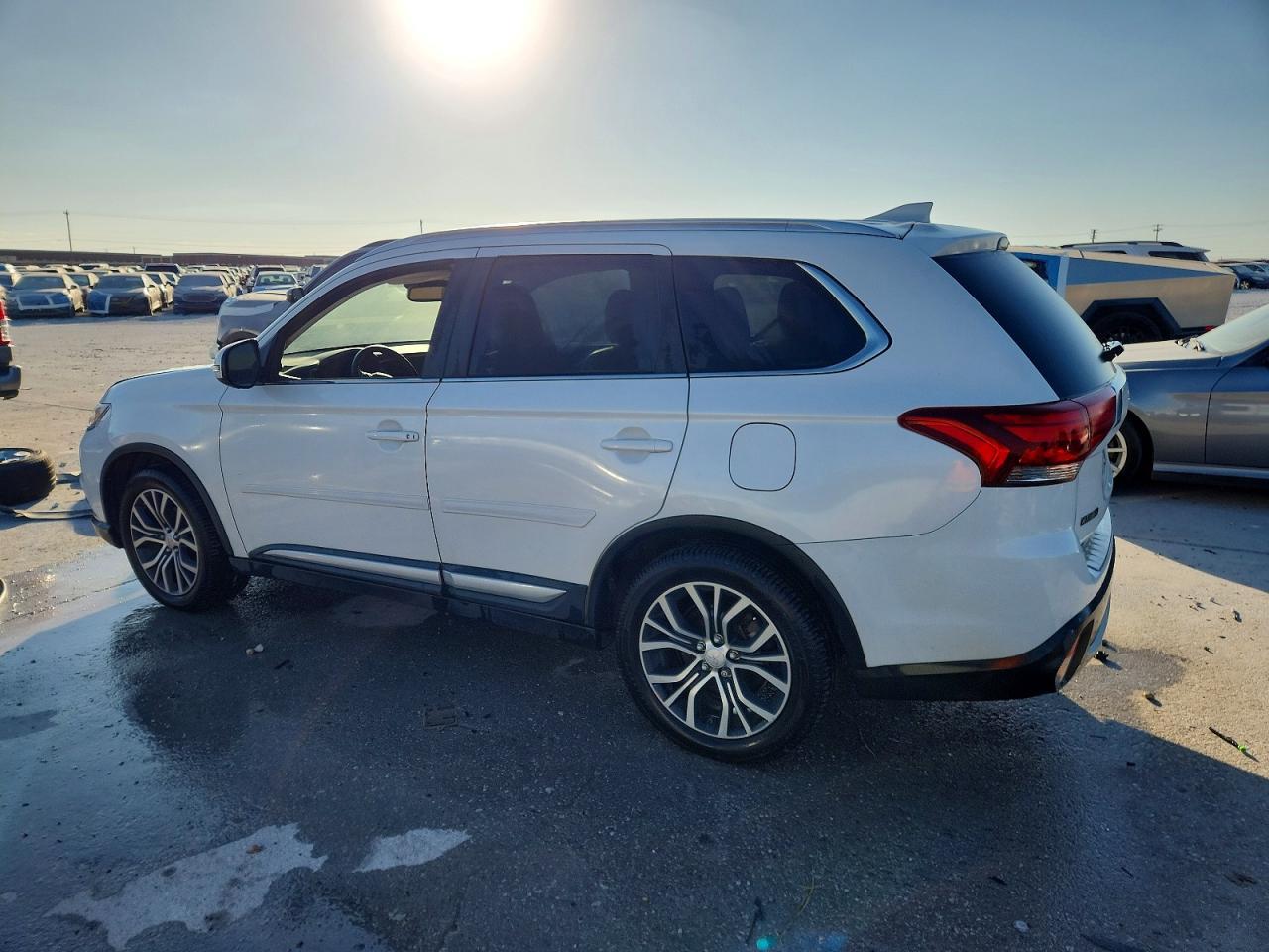 2017 MITSUBISHI outlander