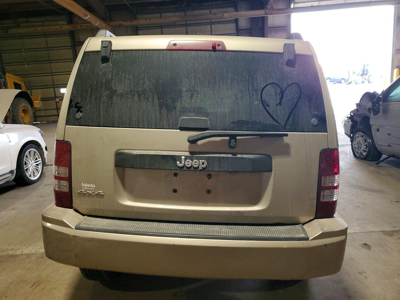2010 JEEP Liberty