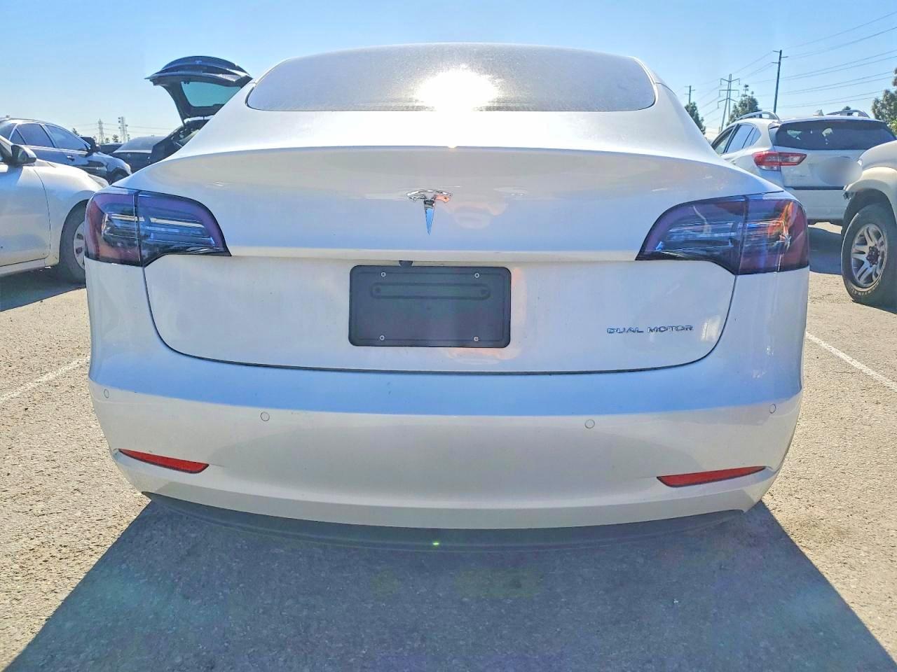2021 TESLA MODEL 3