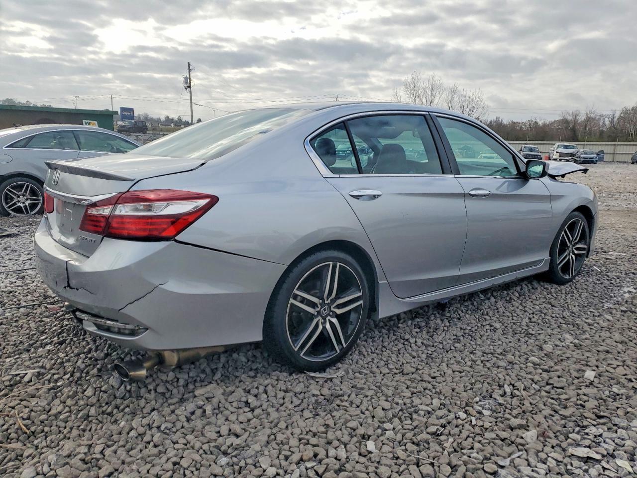 2017 HONDA ACCORD