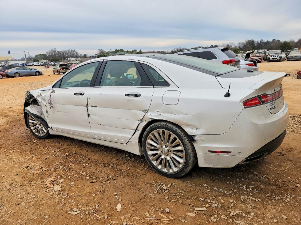 2013 LINCOLN MKZ