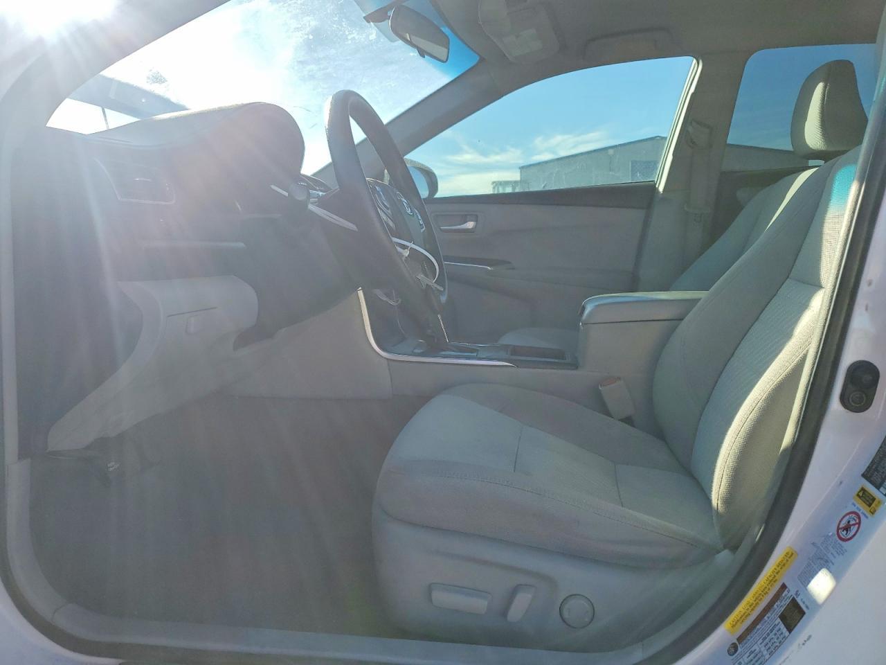 2016 TOYOTA CAMRY