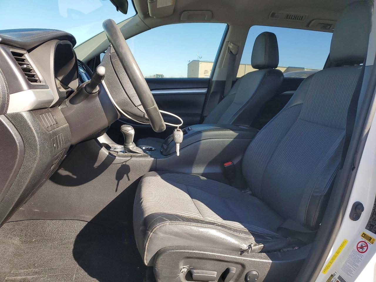 2015 TOYOTA HIGHLANDER