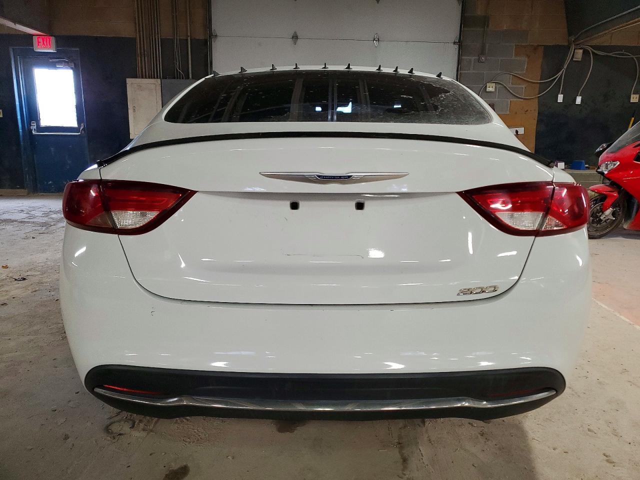 2015 CHRYSLER 200