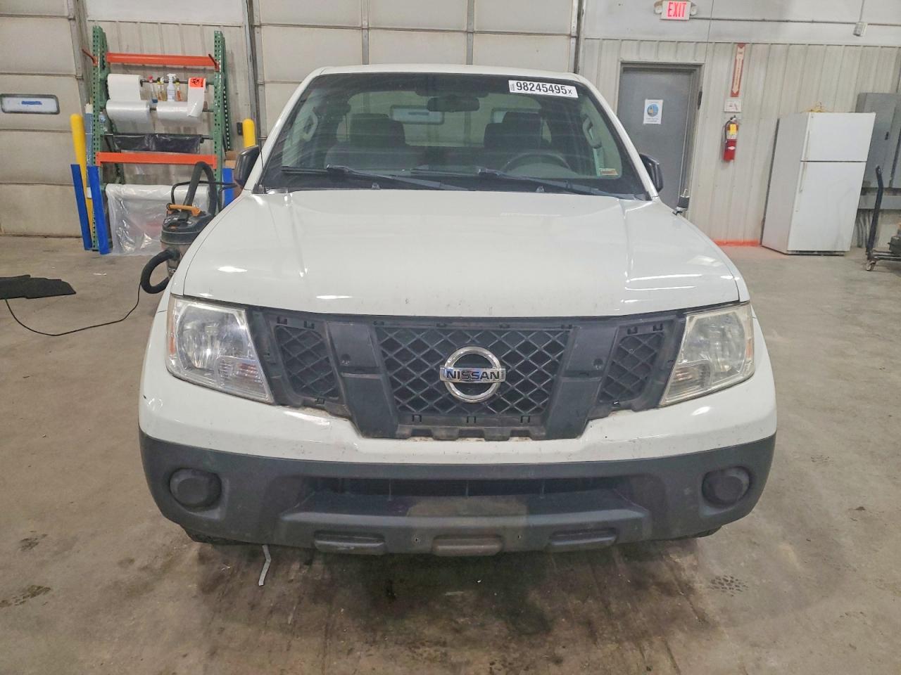 2017 NISSAN Frontier