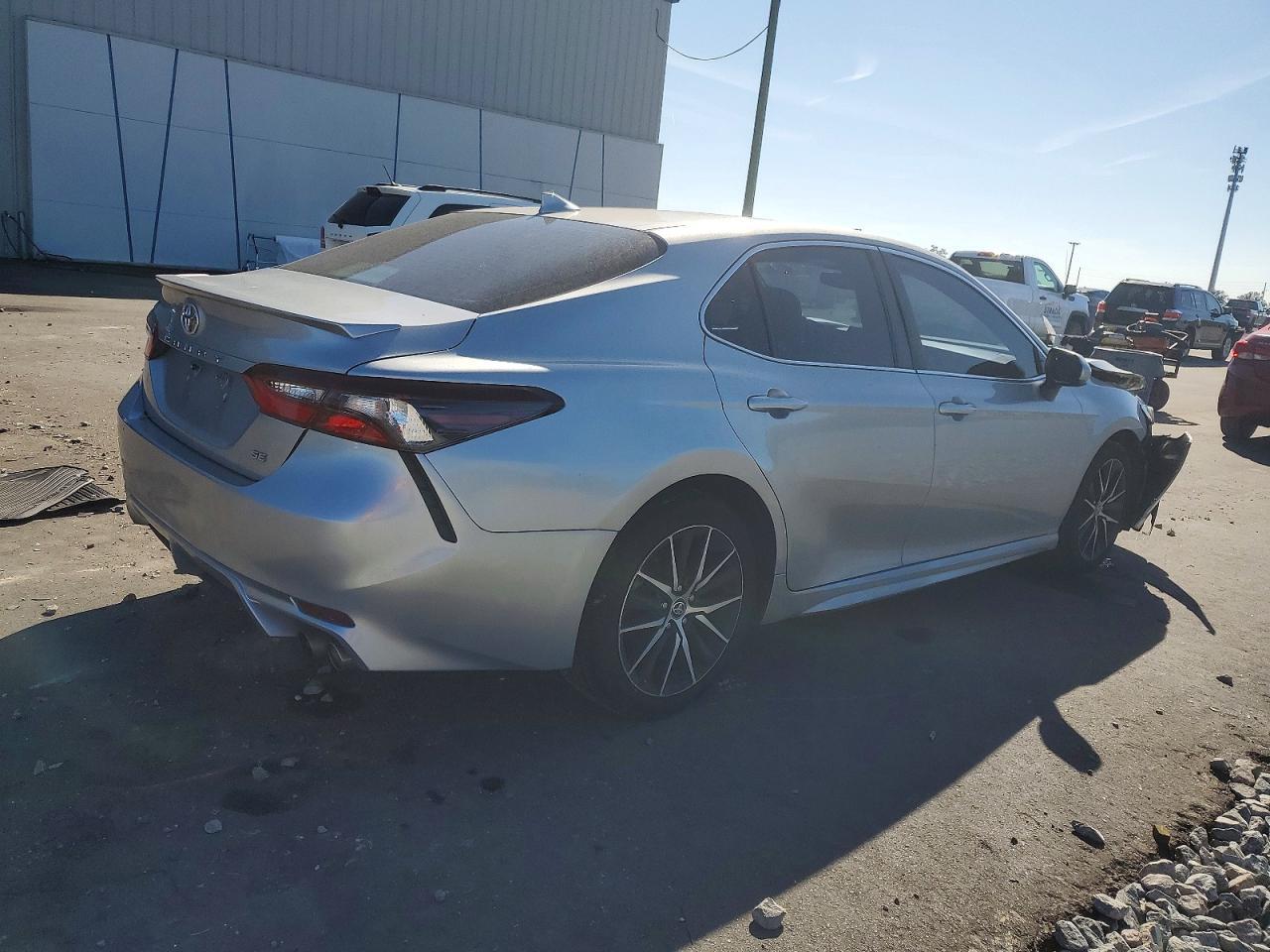 2021 TOYOTA CAMRY
