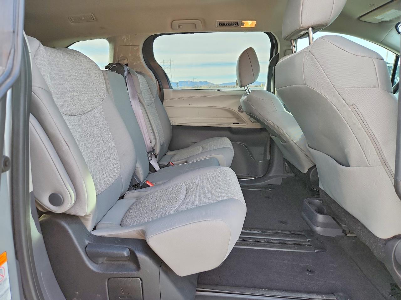 2024 TOYOTA SIENNA