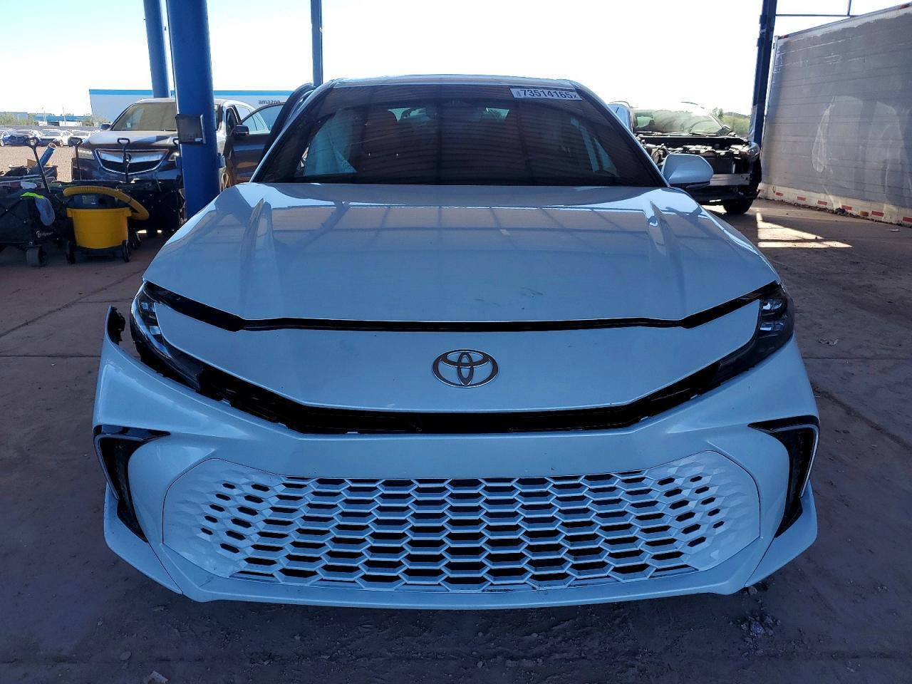 2025 TOYOTA CAMRY
