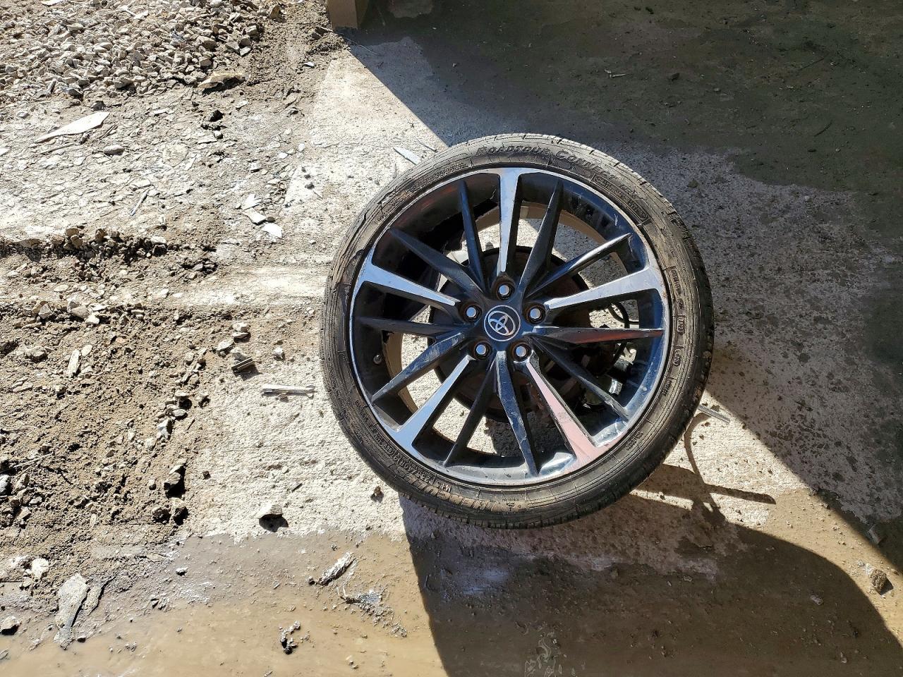 2019 TOYOTA CAMRY
