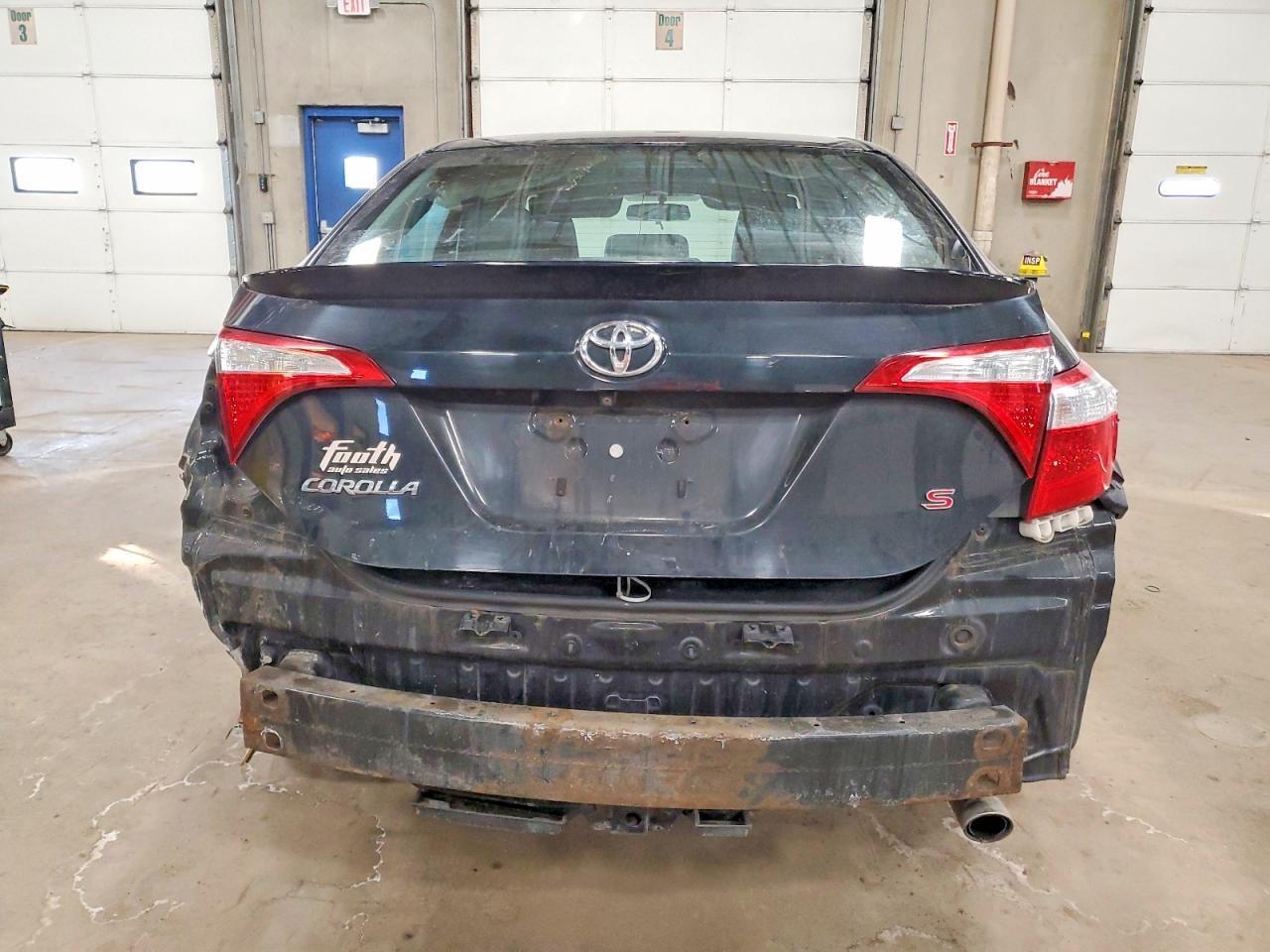 2015 TOYOTA COROLLA