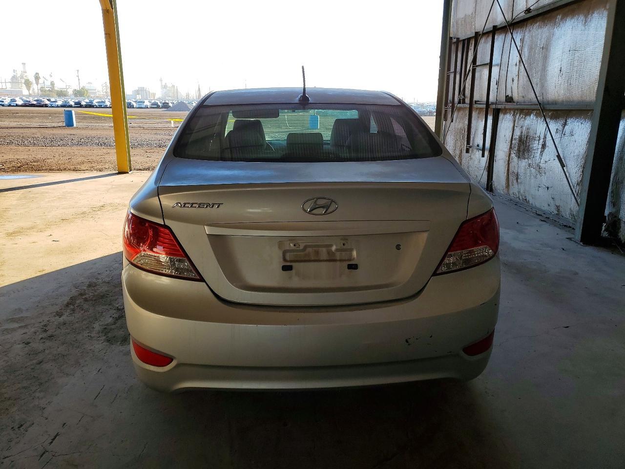 2012 HYUNDAI ACCENT