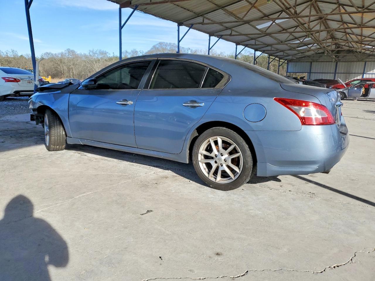 2011 NISSAN Maxima