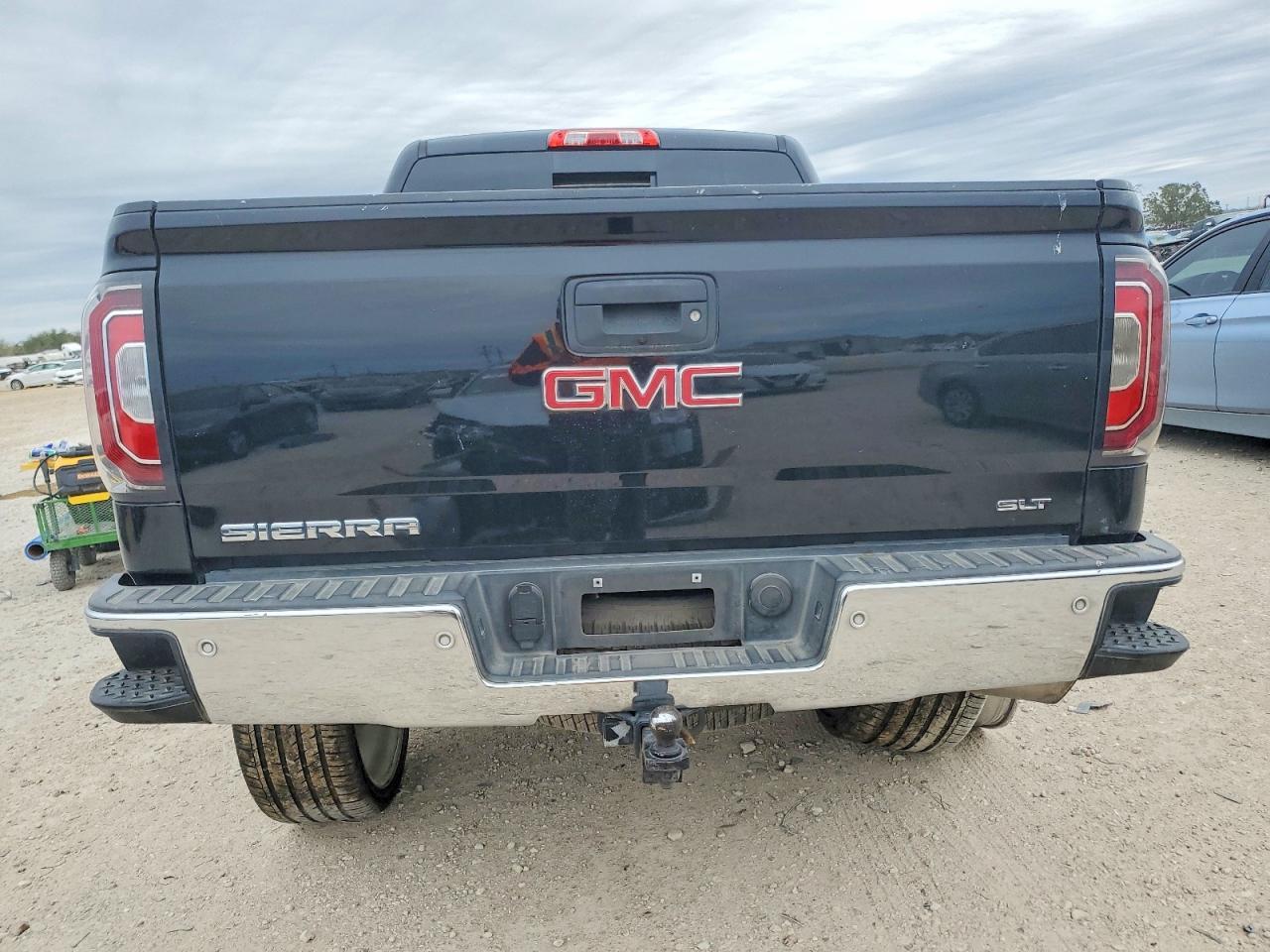 2016 GMC Sierra