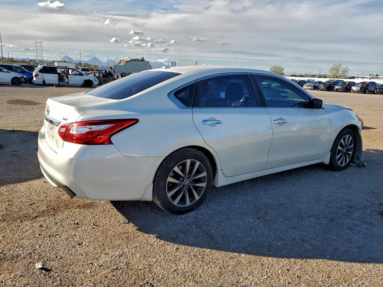 2016 NISSAN ALTIMA