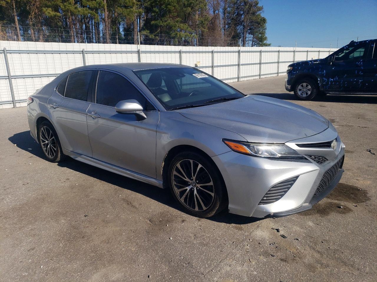 2019 TOYOTA CAMRY