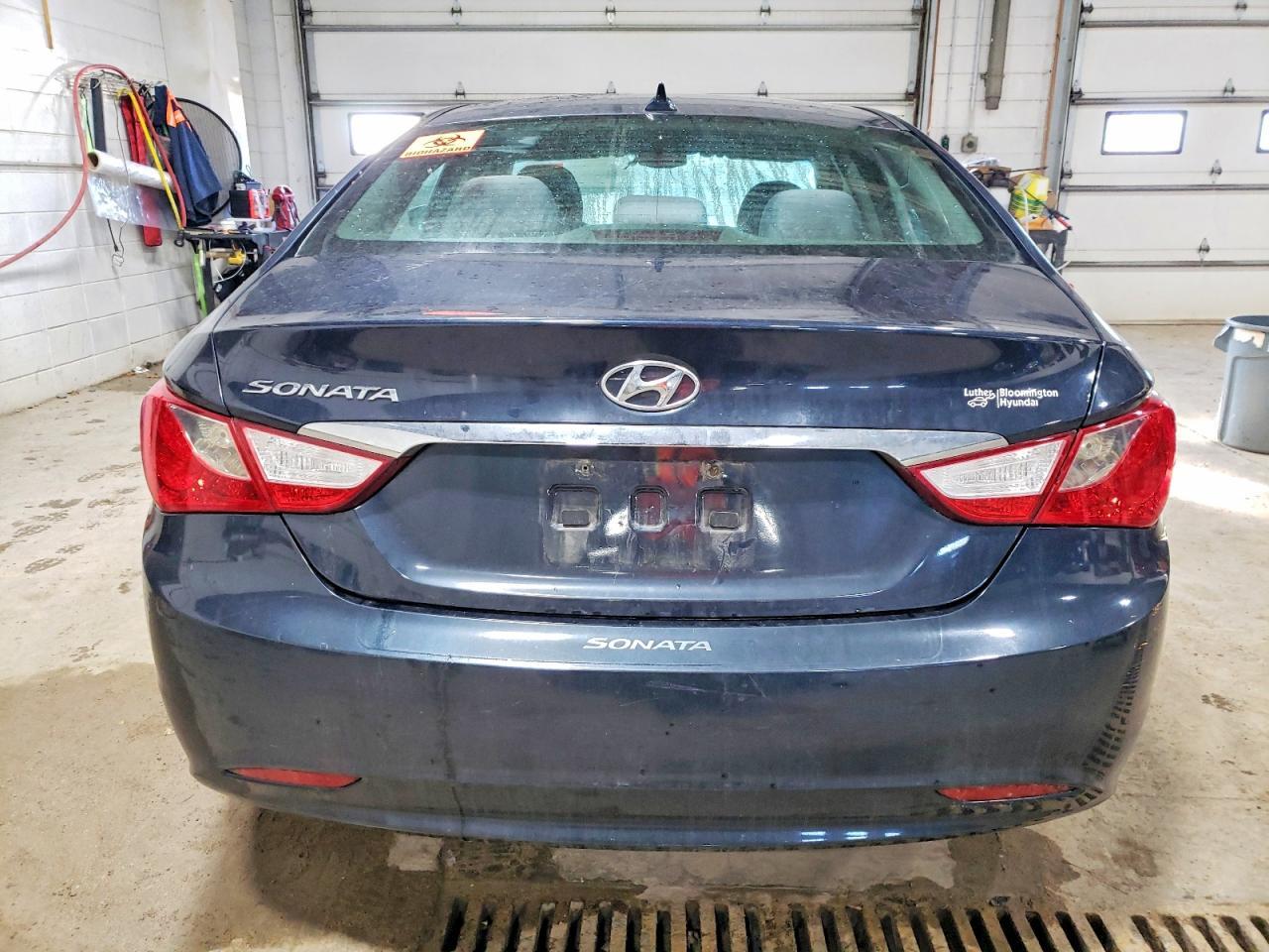 2013 HYUNDAI SONATA
