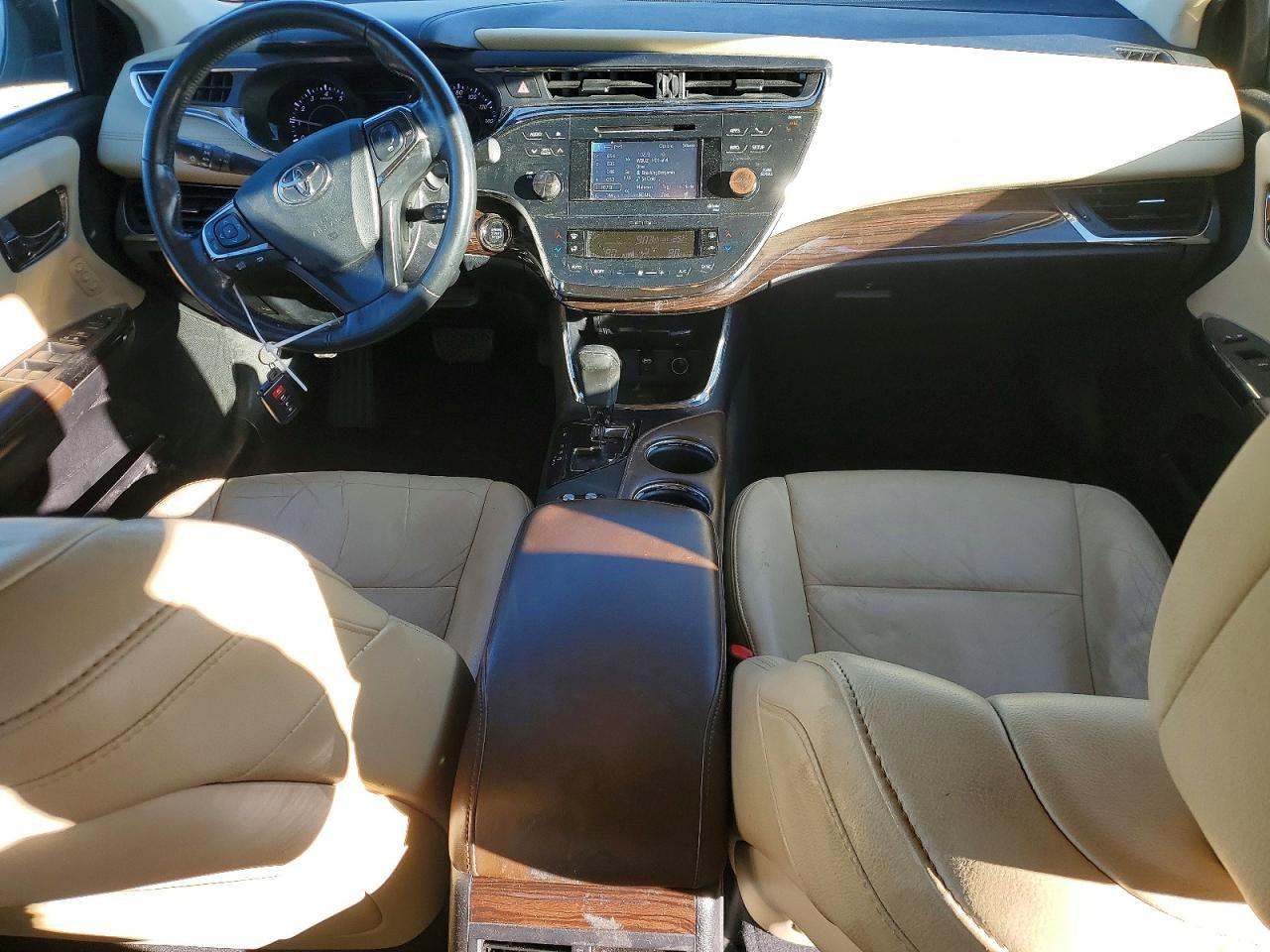 2013 TOYOTA Avalon