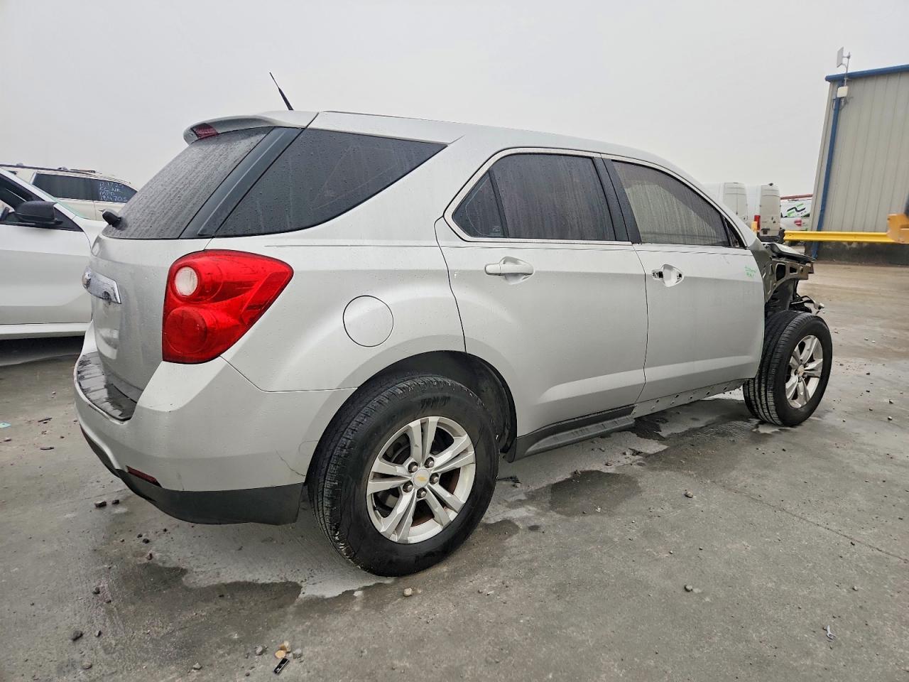 2011 CHEVROLET EQUINOX