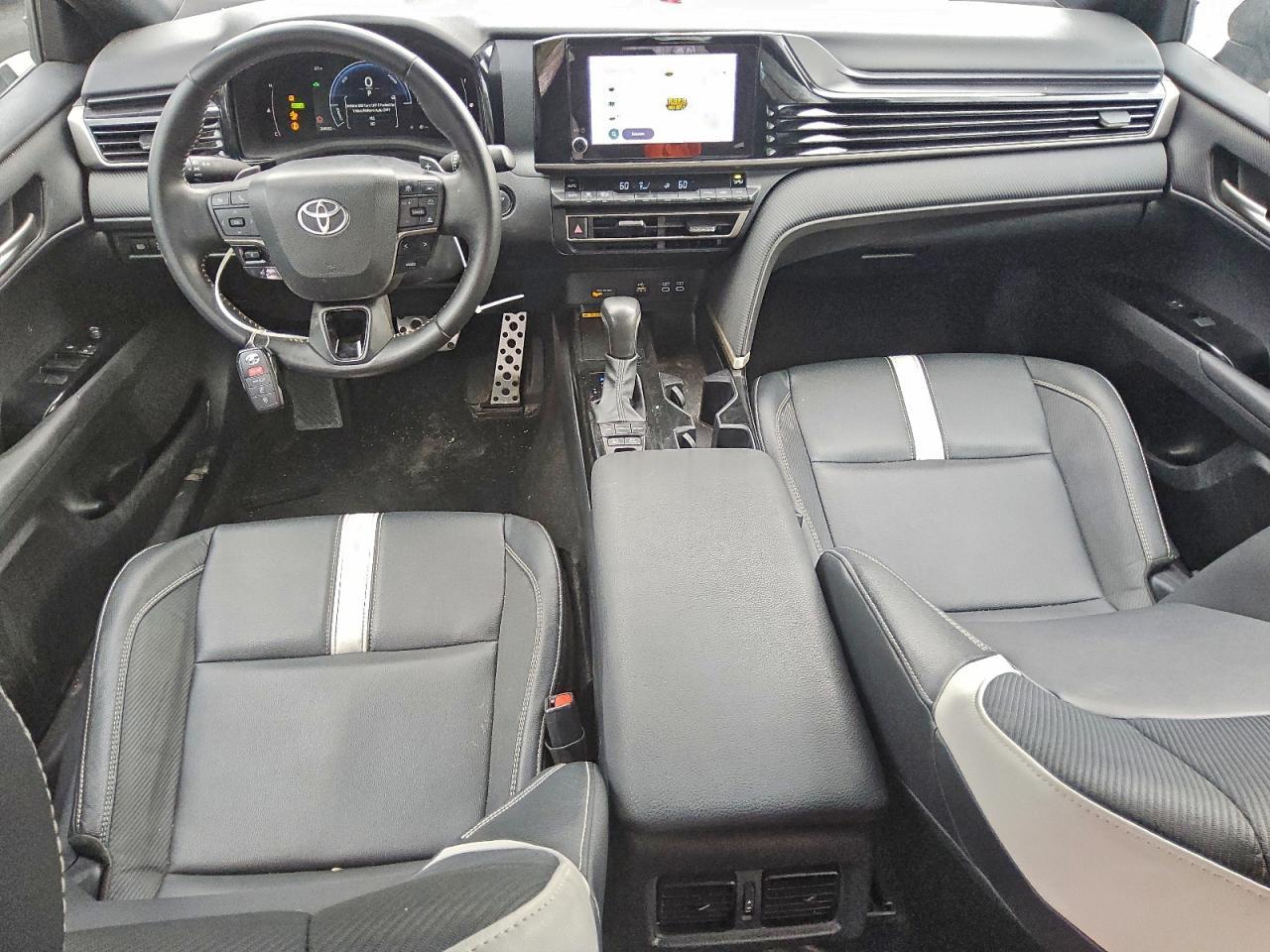 2025 TOYOTA CAMRY