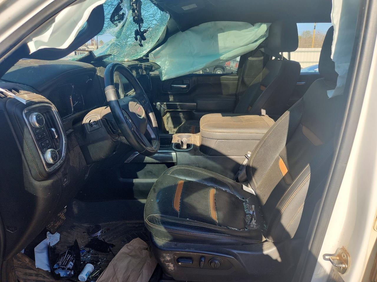 2023 GMC Sierra