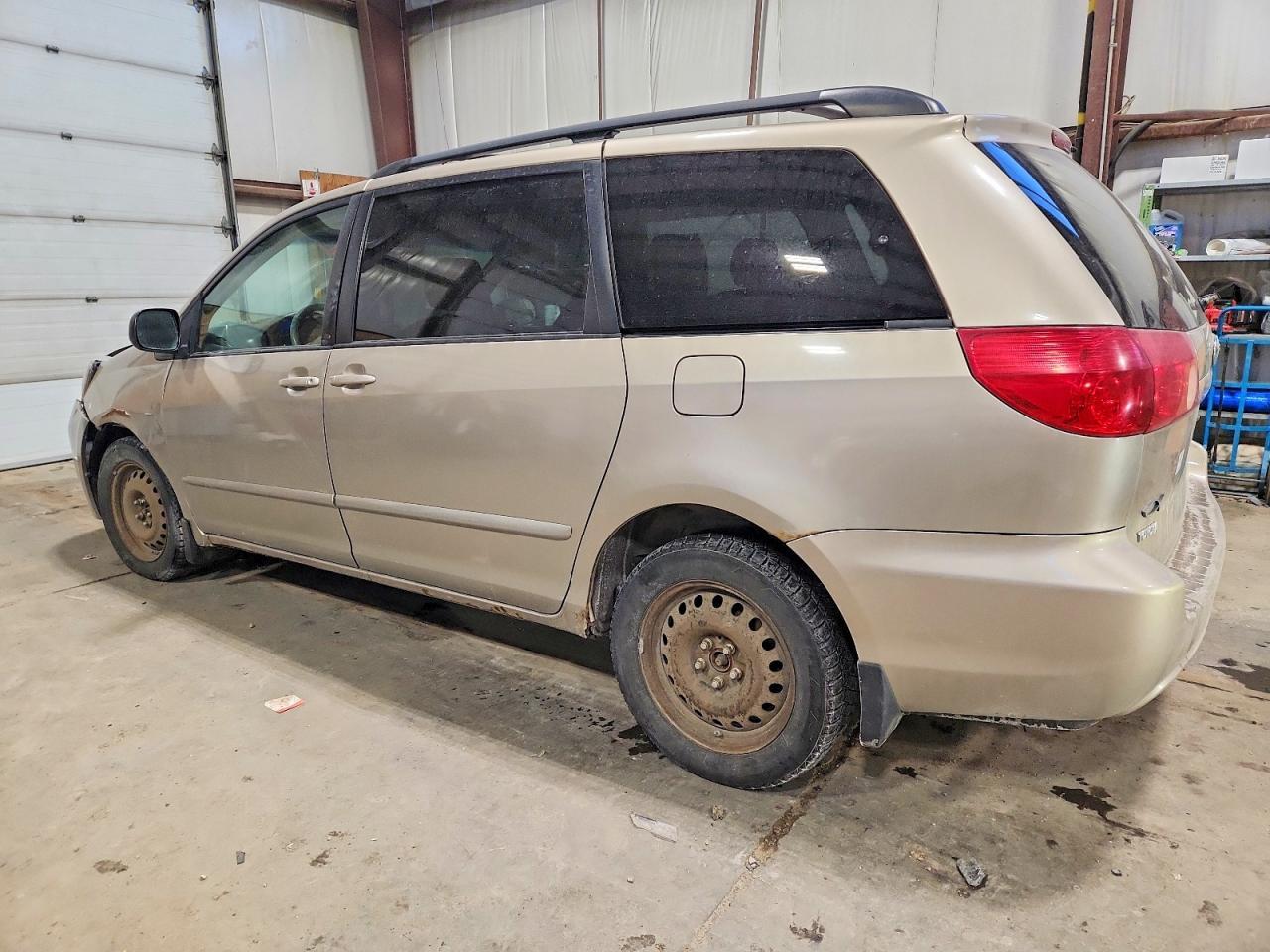 2007 TOYOTA SIENNA
