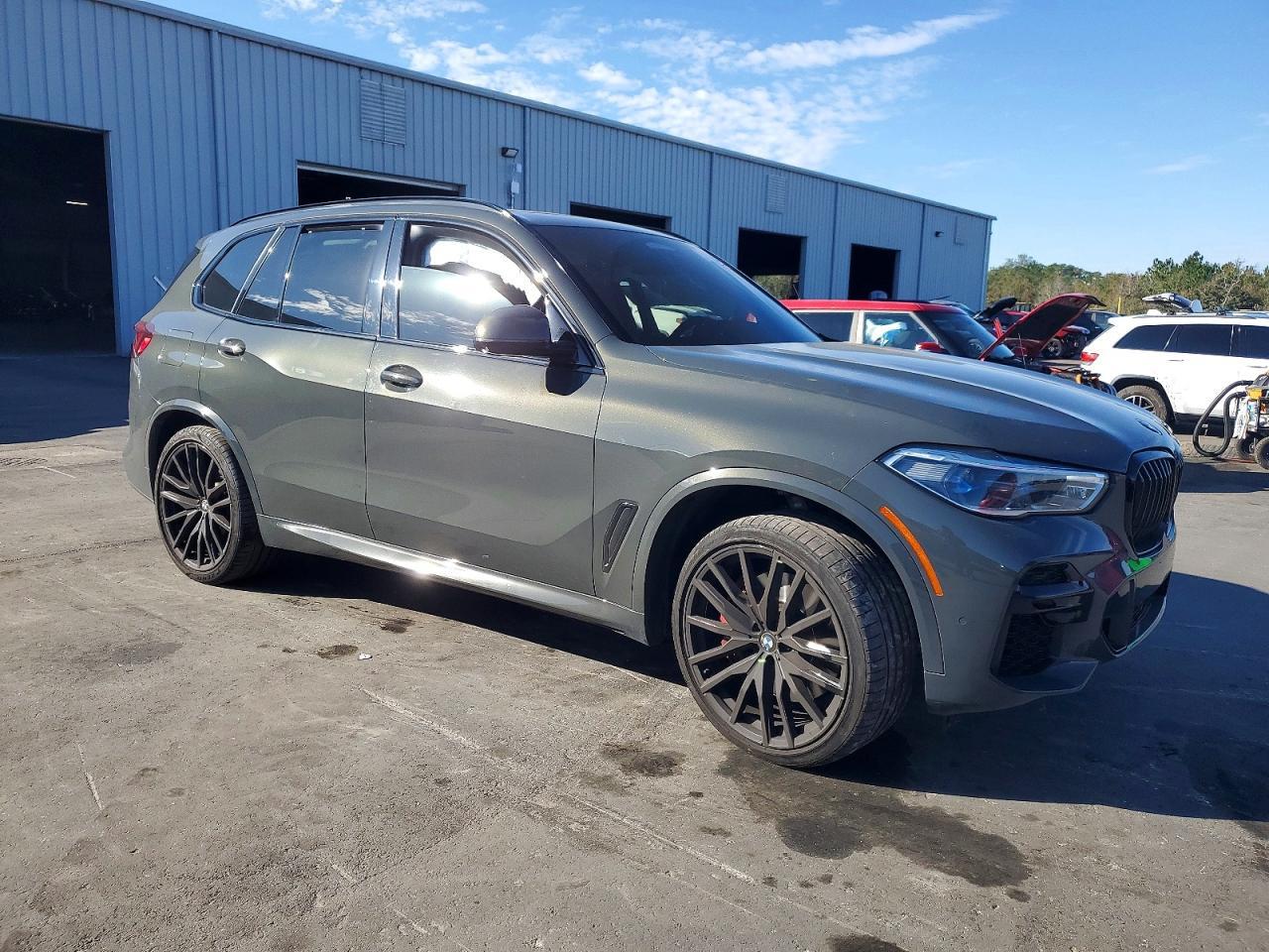 2022 BMW X5