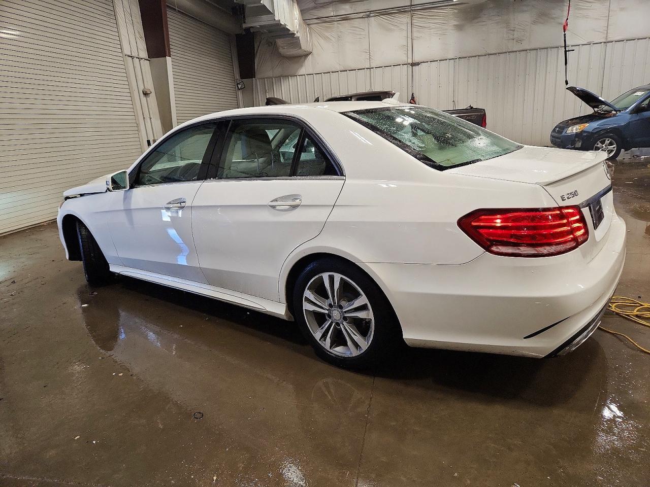 2016 MERCEDES-BENZ E-Class
