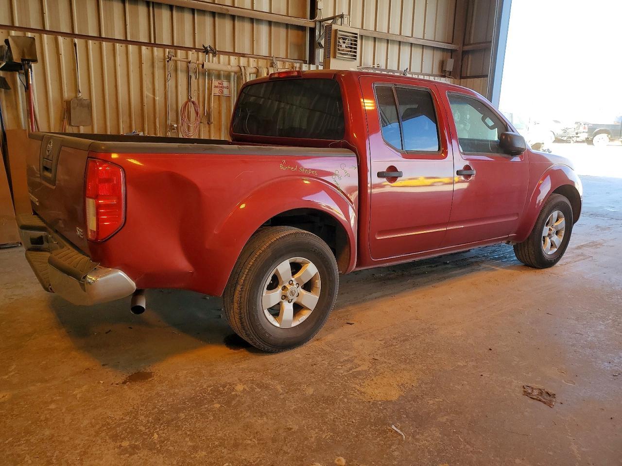 2012 NISSAN Frontier