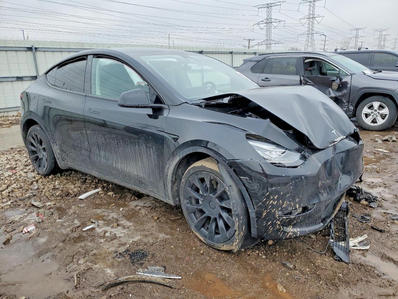 2023 TESLA MODEL Y