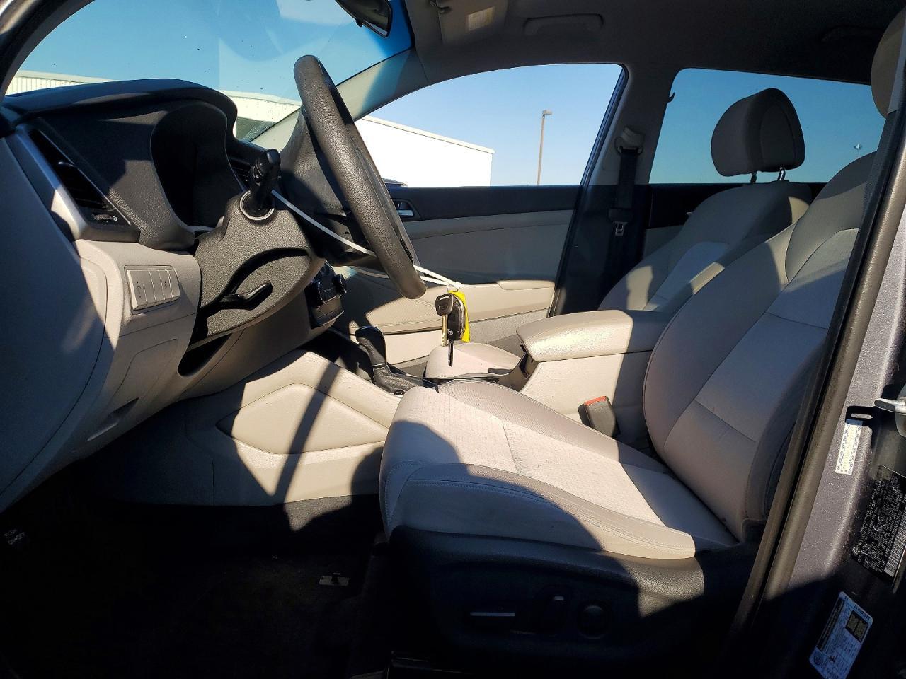 2016 HYUNDAI TUCSON
