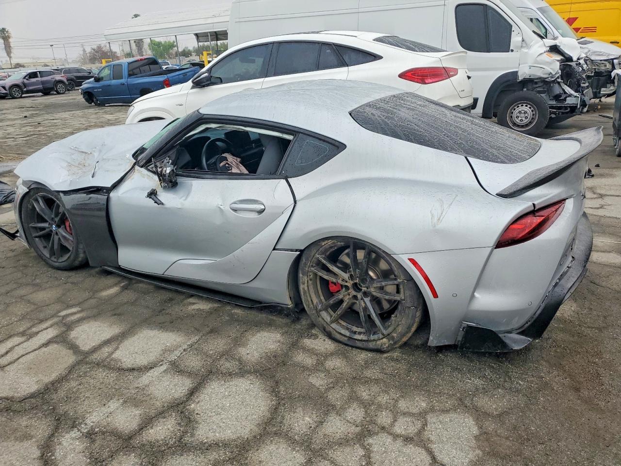 2022 TOYOTA Supra