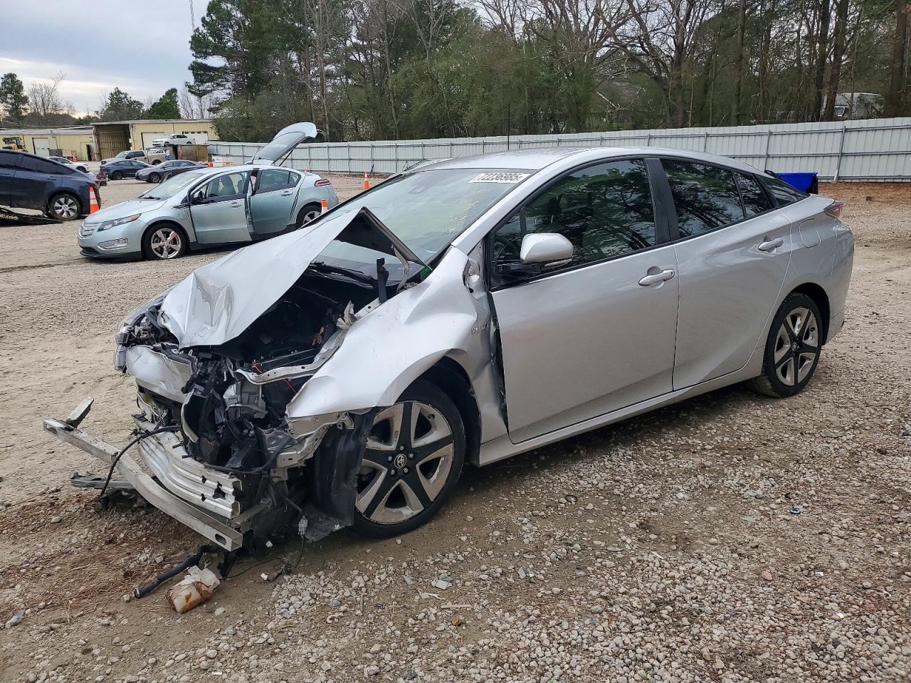 2016 TOYOTA PRIUS