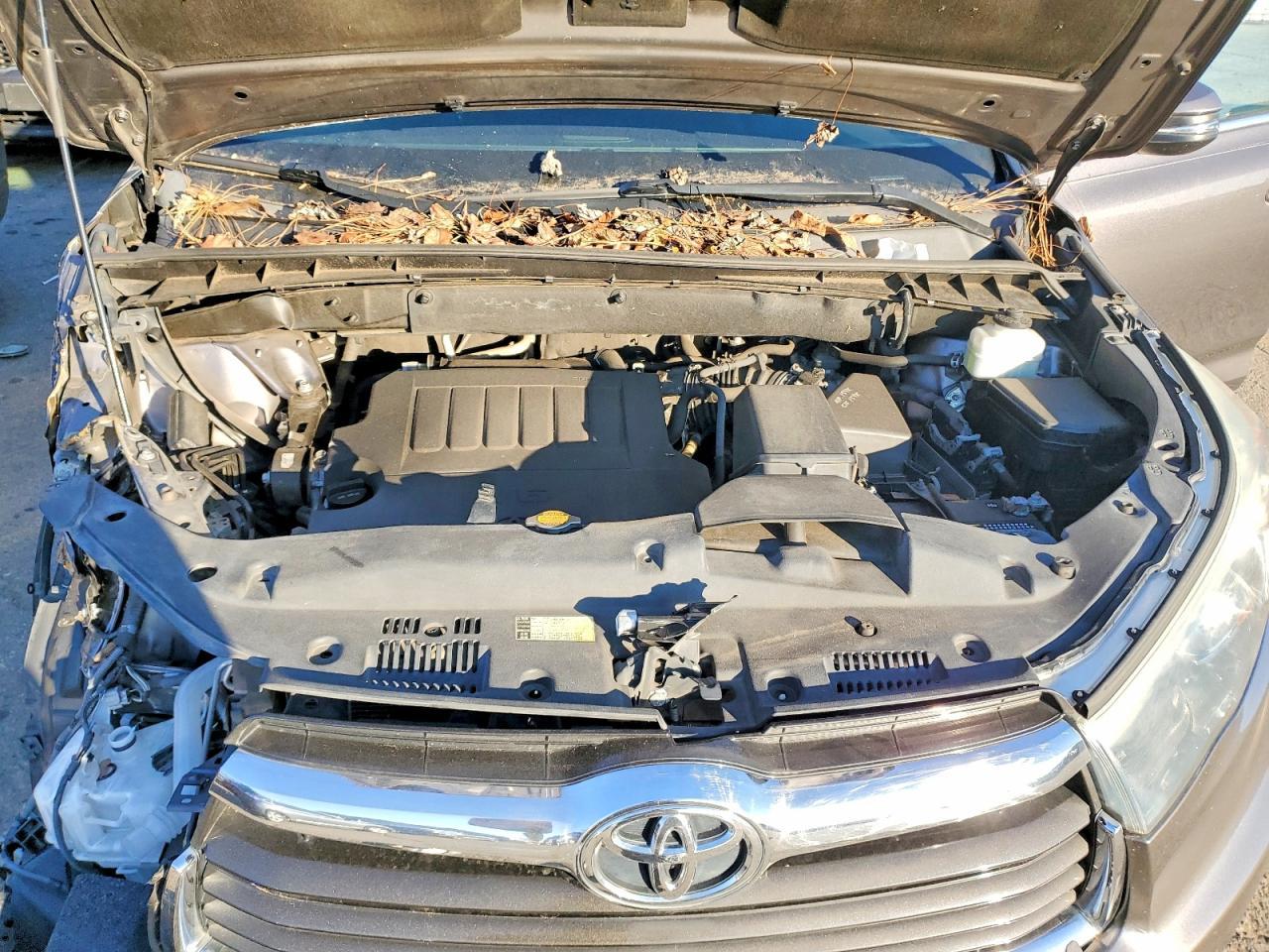 2014 TOYOTA HIGHLANDER