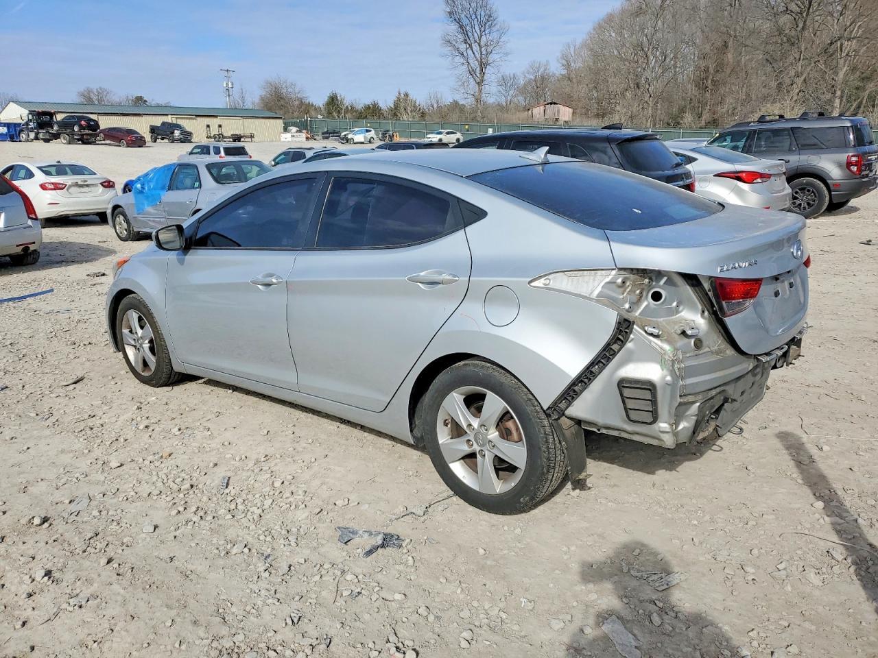 2013 HYUNDAI ELANTRA