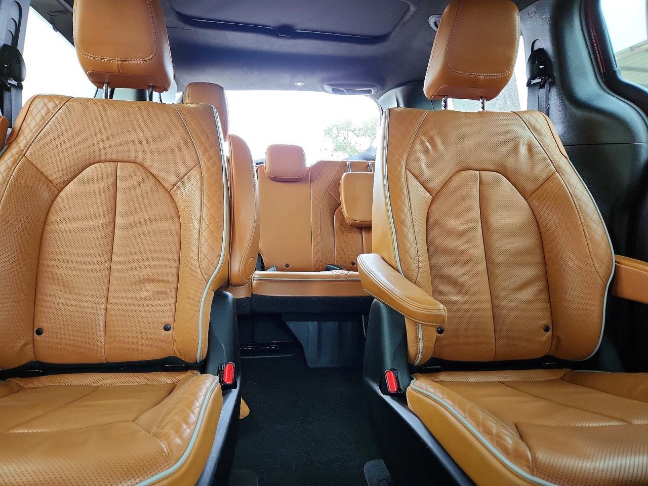 2021 CHRYSLER Pacifica
